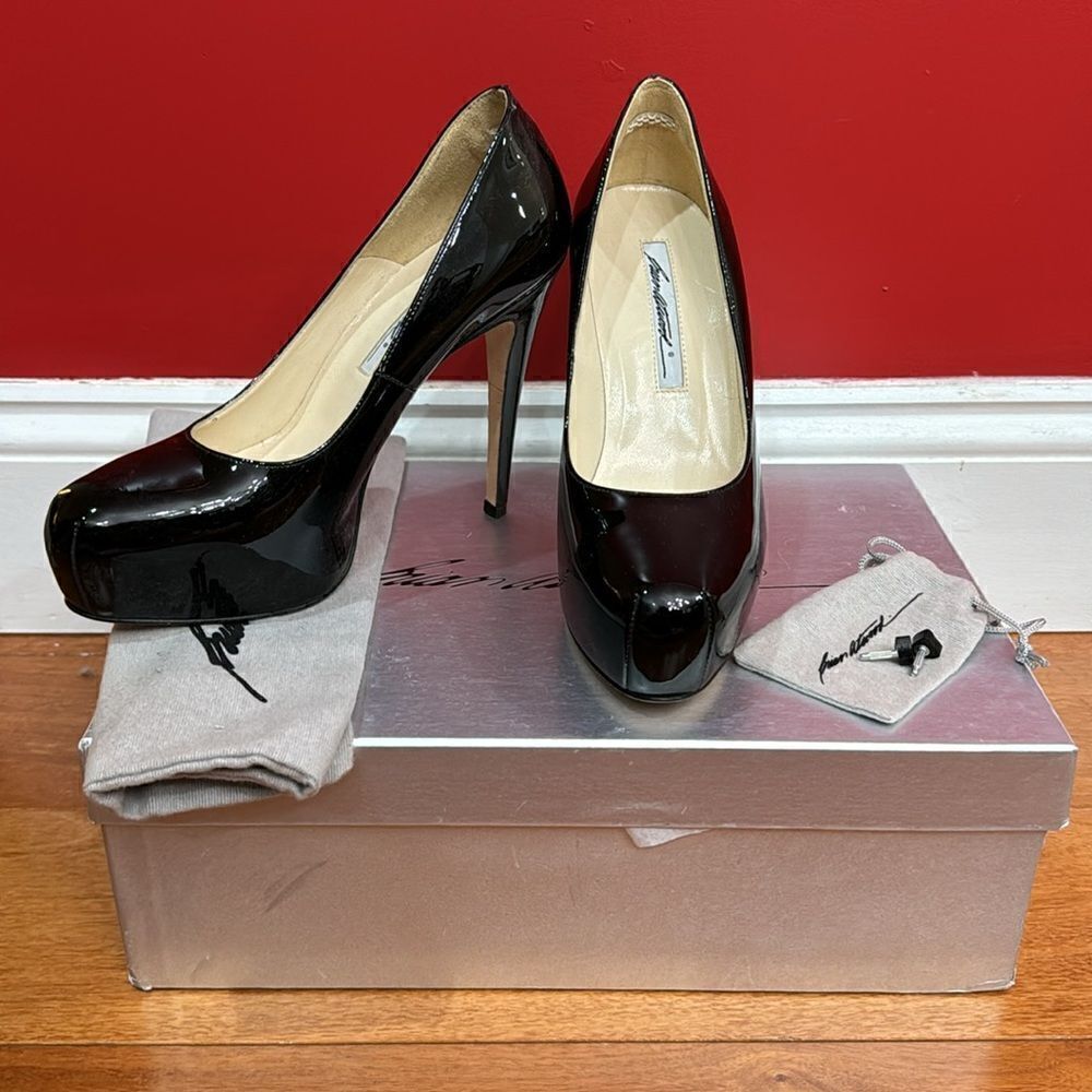 NIB Brian Atwood MANIAC Black Patent Leather Platform Heels Pumps Shoes $580 sz7